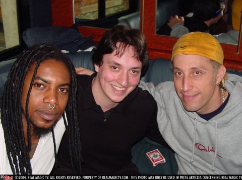 Jonathan-Real-Sevendust-Bus