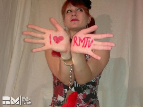 i-love-rmtv-handcuffs-hand1