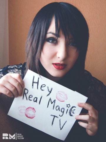 lipstick-sign-rmtv