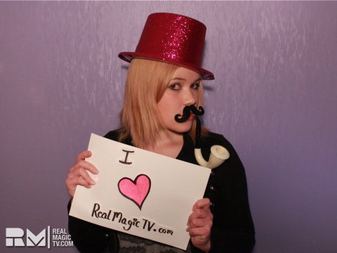 me-loves-real-magic-tv-1
