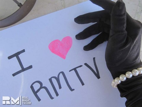 rmtv-sign-glove